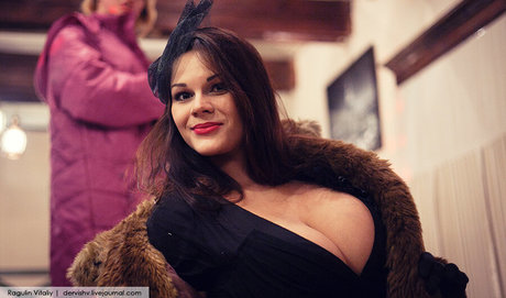 Maria Von Zarring star art pictures