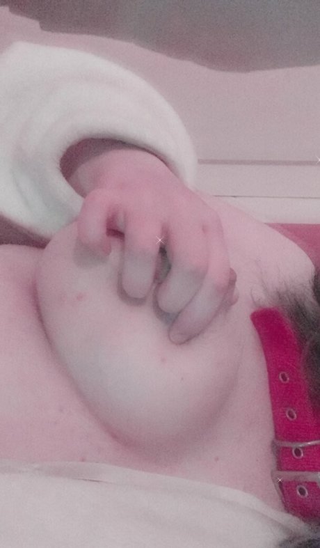 Gomi Kukara hd star image