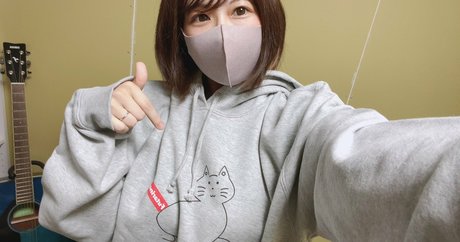 Minori Natsume hot actress galleries