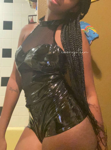 Ebonyxteen nice star pic