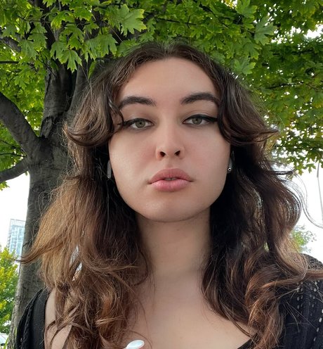 Opheliaafawn hd actress picture