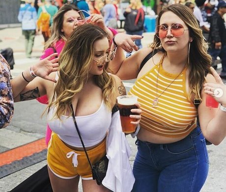 curvy solo onlyfans pornos gallery