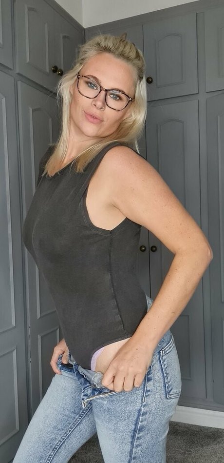 lesbian massage onlyfans nice image