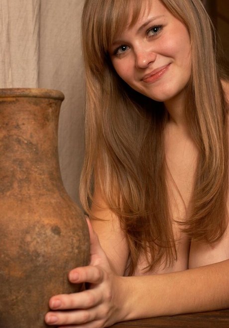 Svanhild hot star image