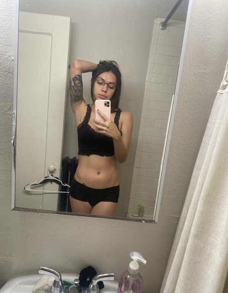 TS Mary Jane sexy pornstar gallery