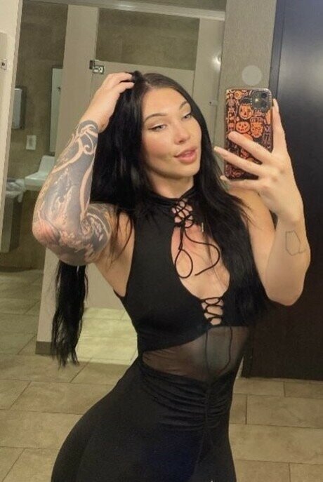 Youcancallmewenny pornstar hd photos