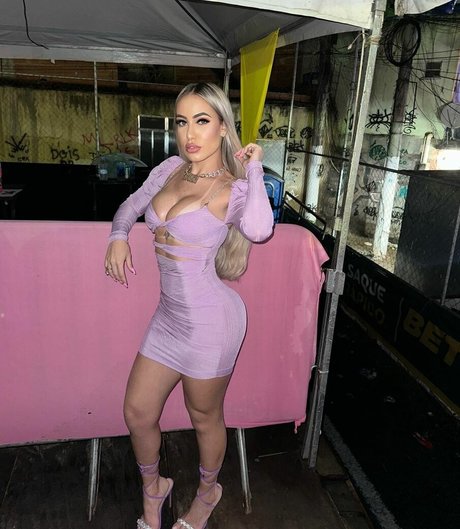 geovana lima bernardo nudes model pic