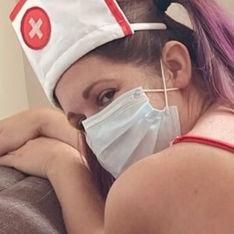 Wifeydoingthingz model erotic galleries