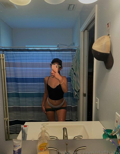 Dababyhaleigh model exclusive photo