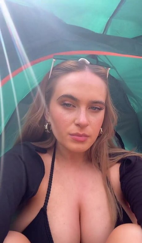 Laura Svensson model hot gallery