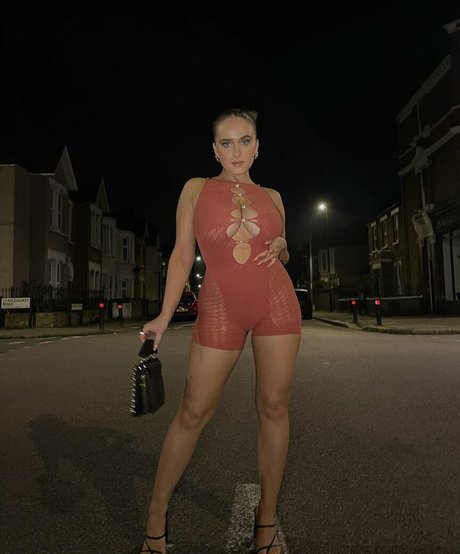 Laura Svensson sexy actress picture