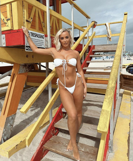 big tits brunette onlyfans hot sexy gallery