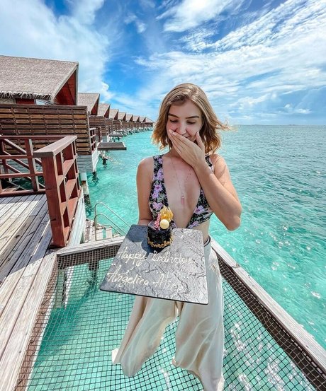 Angelica Kauer art actress pic