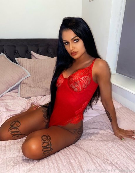 emilypaigexx xxx model photo