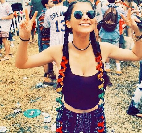 trimmed onlyfans beautiful porn pic