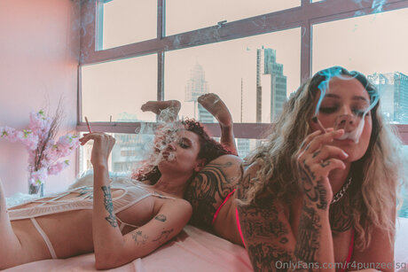 r4punzeelsg xxx model pics