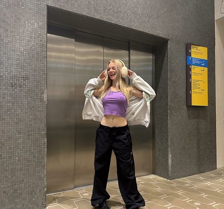 Miaslife nice pornstar gallery