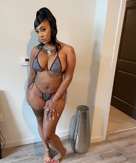 popular trans onlyfans sex galleries