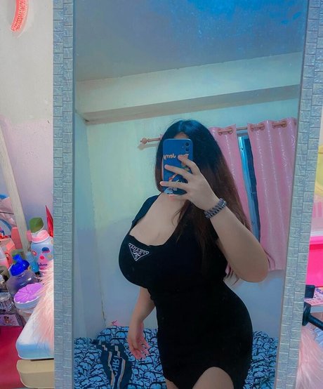 thick nude onlyfans beautiful nude pic