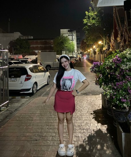 Yes Give nice model pic