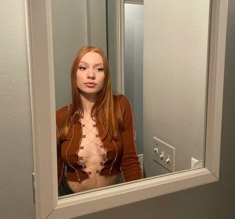 Lily Priscak top star galleries