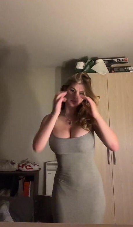 Mel Hock perfect model pics