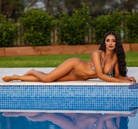 Cassandra Ford porn actress galleries