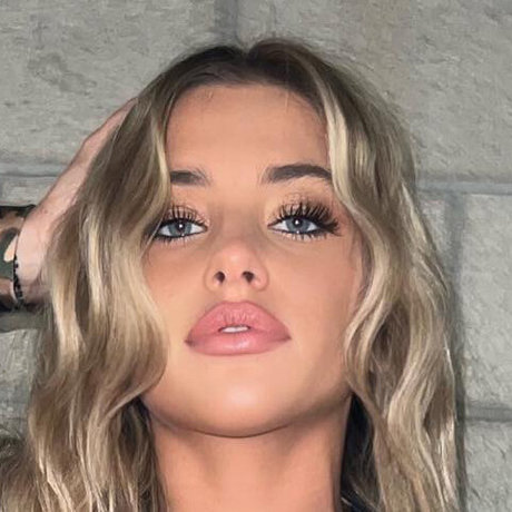 arab muscle onlyfans hot sexy picture