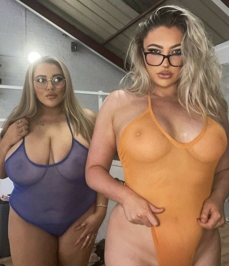 This is laura perfect pornstar photos