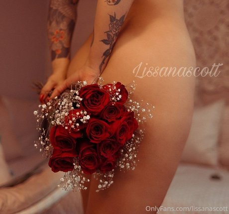 Lissana Scott star free gallery