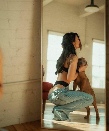 Kaylee Kails pornstar archive