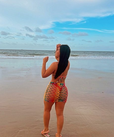 Hanninhalobatto sexy pornstar photo