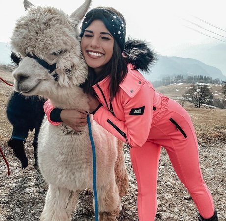 Sarah Lombardi Best Profile Photo