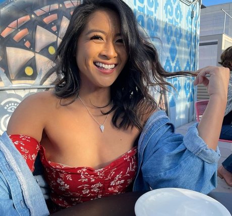 riribunkiki sexy pornstar photos