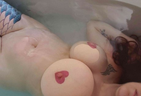 20 years old onlyfans free naked img