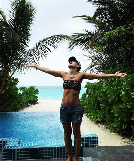 Emma Willis free star archive