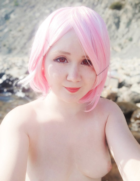 aki puff model exclusive gallery