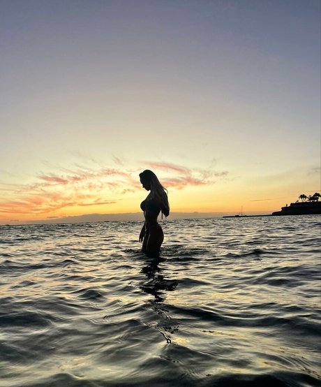 brown eyes kitty onlyfans exclusive gallery