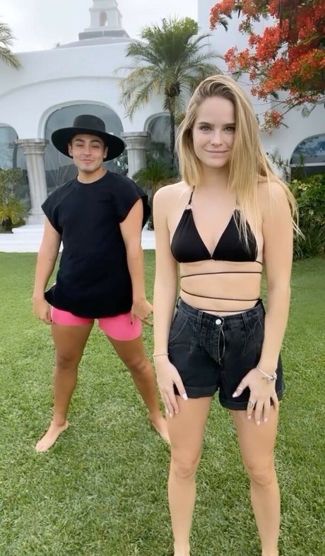 Inna Moll adult model pictures