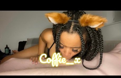 Coffie x nude actress img