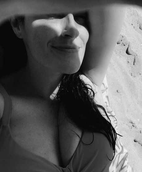 amateur wife onlyfans art xxx photos