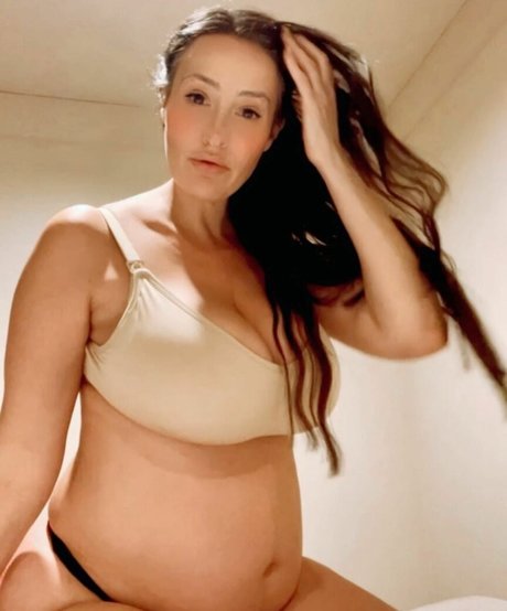 lesbian feet onlyfans art porn archive