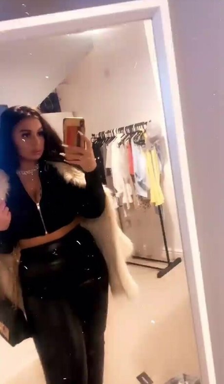 naughtybabeoxo star top pic