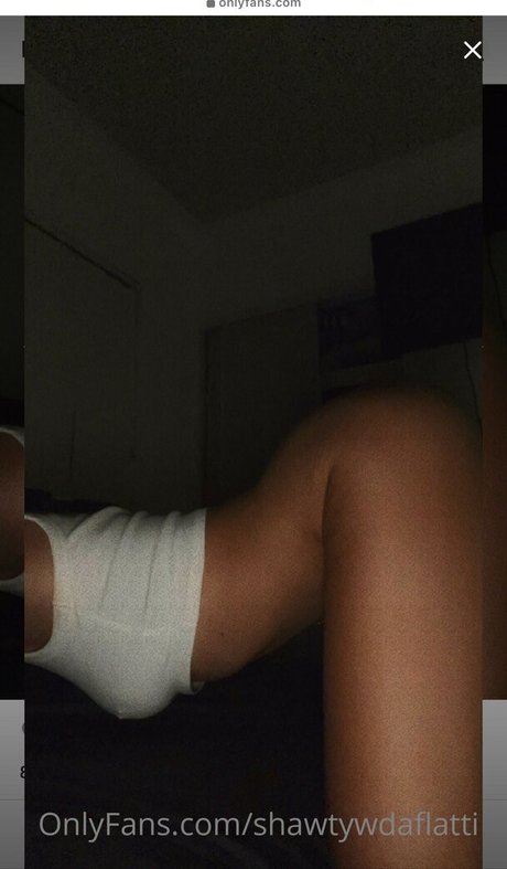 Mary Juana model hot img