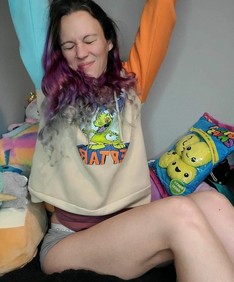 xo emmarose nude model pic