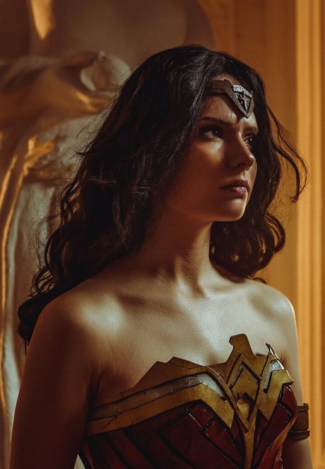 Miroslava Ladovir nice star pictures