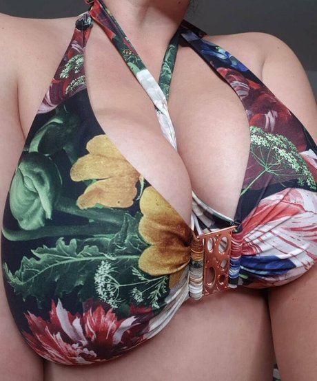 lesbian feet onlyfans free sex galleries