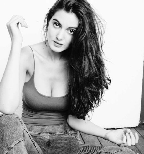 Claire Chust star nice galleries