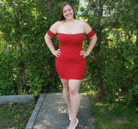 Caityy Cakesss model xxx gallery