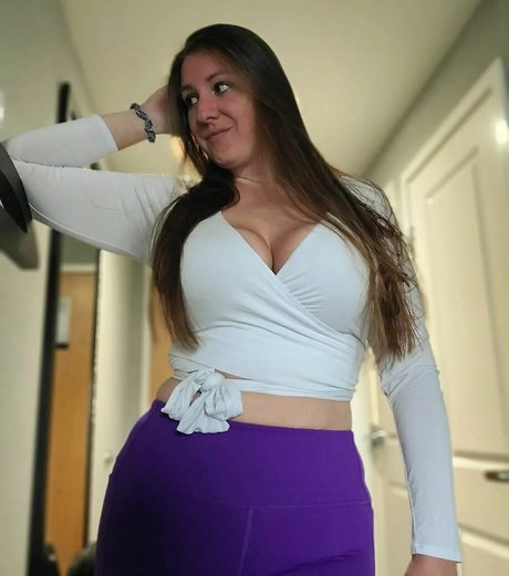 Caityy Cakesss beautiful model pics